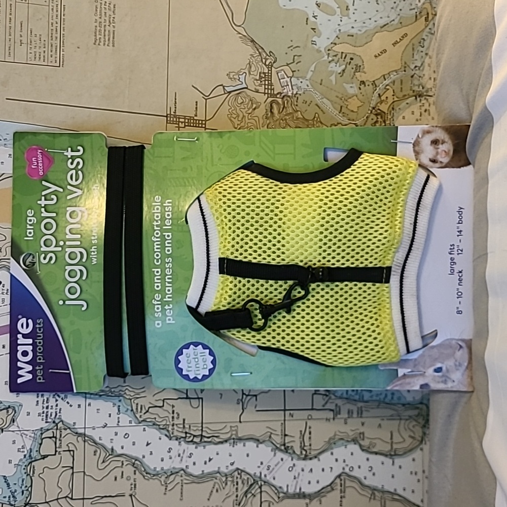 🌸Ware Pet Products NIP Sporty Jogging Vest with stretchy leash, Large